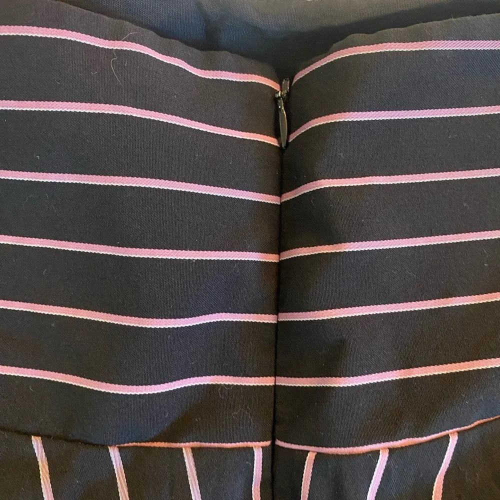 Y2K Bebe black and pink pinstripe skirt - Picture 5 of 9
